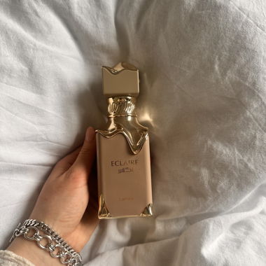 Lattafa Eclaire perfume