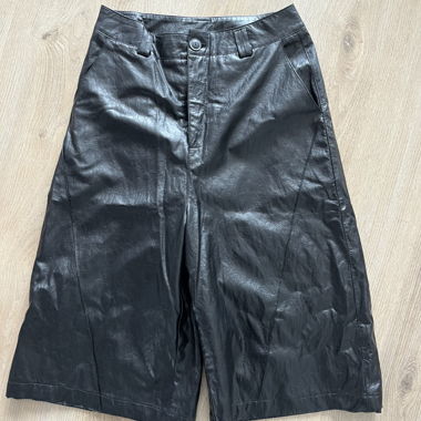 Pantaloni Capri