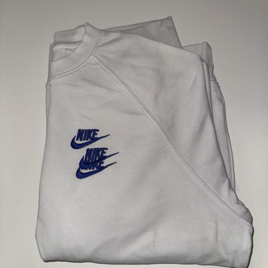 Weisser Nike-Sweat