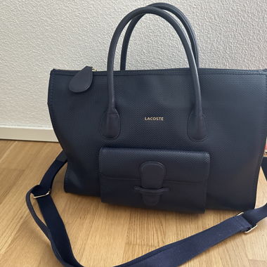 Lacoste Weekender