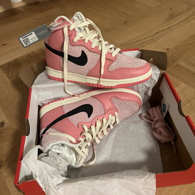Nike Dunk High Hoops Pack Pink (Women)