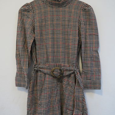 Kariertes longsleeve Kleid 
