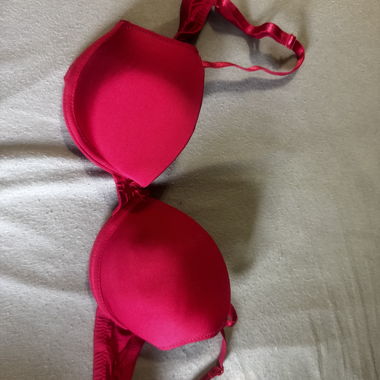 Reggiseno rosso Censored 75B