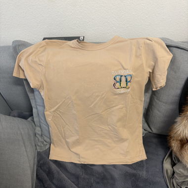 T-shirt beige