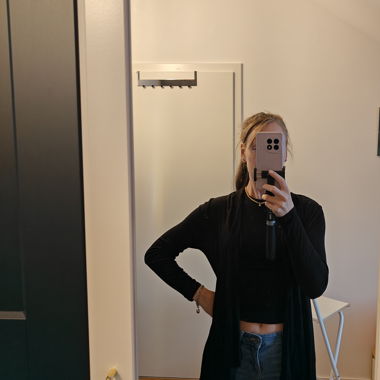 Veste noir à manches longues 
