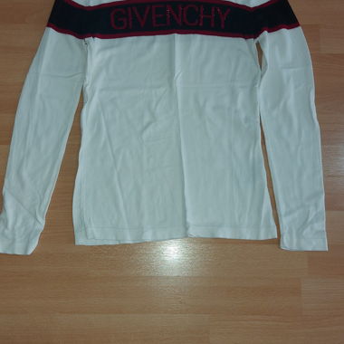 T-SHIRT GIVENCHY