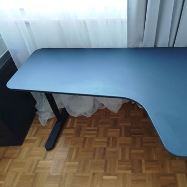 Computer desk