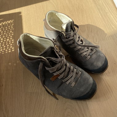 Chaussures de trekking en cuir marron d'Aku