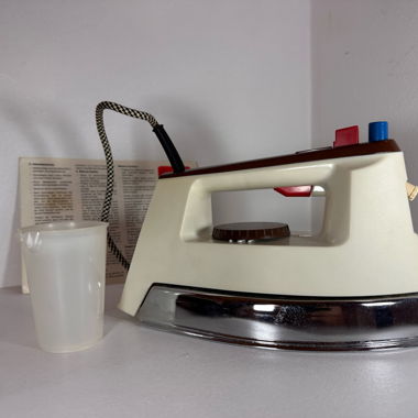 Jura Vintage Dampfbügeleisen