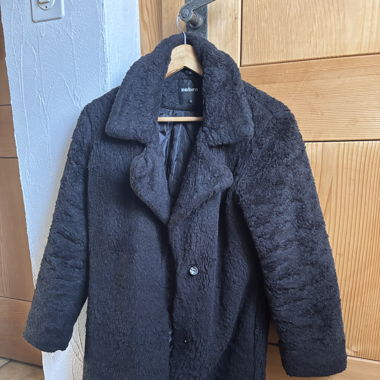 Langer warmer Wintermantel 