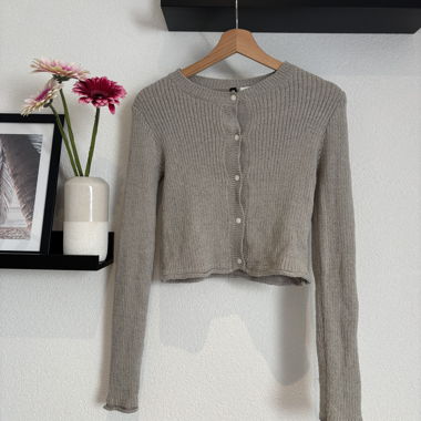 Mintgrüner Cardigan