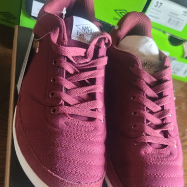 Sport Schuhe