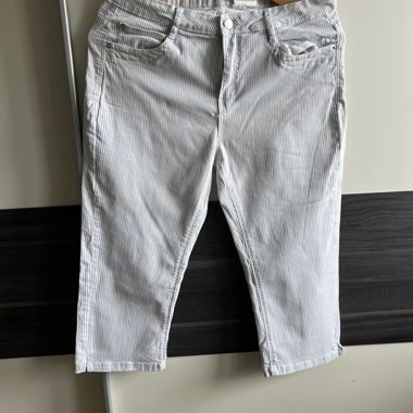 Gestreifte Caprihose von Camamaïeu