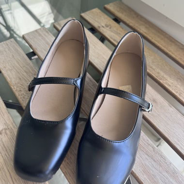 Mary Janes nere
