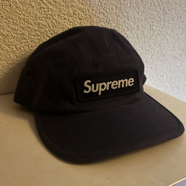 Cappellino Supreme Camp Cap in Chino-Twill lavato (SS26) blu
