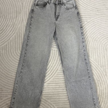 Graue Wide-Leg Jeans