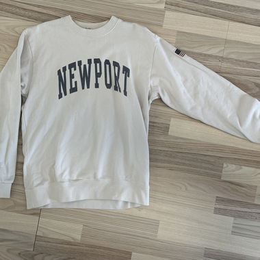 White Brandy Melville sweatshirt