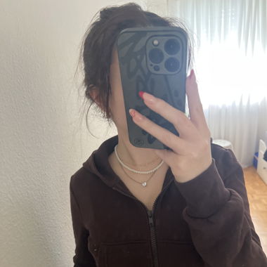 cropped zip