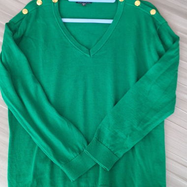 Grüner Pullover Anne Weyburn