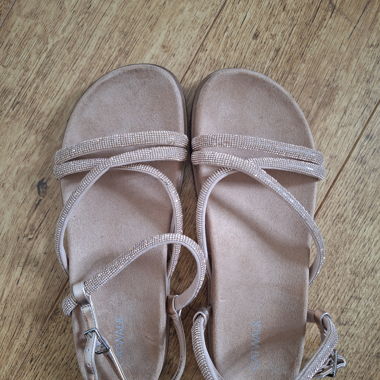 Sandals Size 40