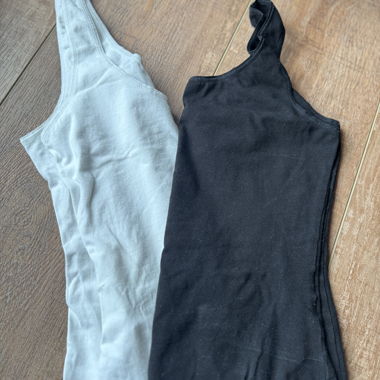Body Anna Field S