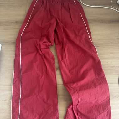 Red Sports Pants M