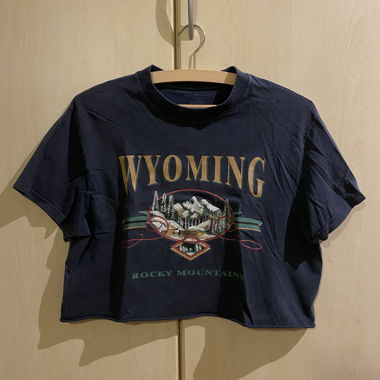 Cropped "Wyoming" Shirt