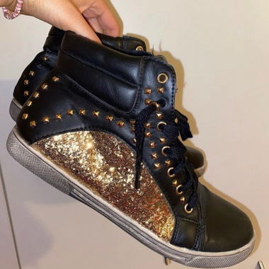 Sneaker