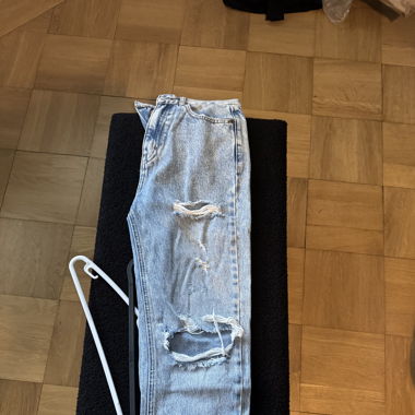 Jeans MOM troué