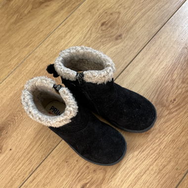 Bottes de fille presque neufs