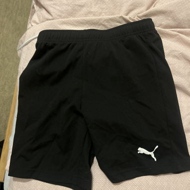 Short de sport Puma