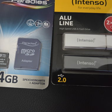 Cartes SD et clés USB