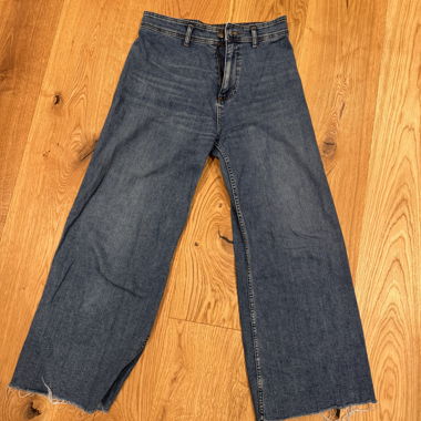 ZARA Wide-Leg Jeans