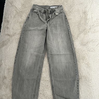 Bershka High Waist Jeans Grösse 36