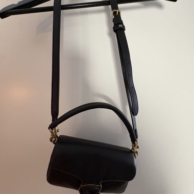 Piccola borsa Coach nera in pelle