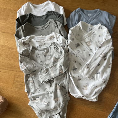 Baby Bodys von C&A Größe 80