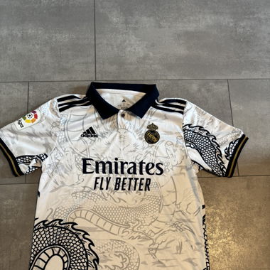 Real Madrid Drachen Trikot 