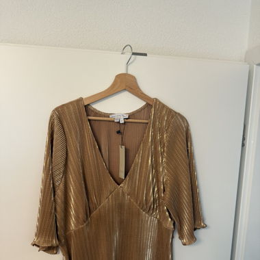 Robe Never Fully Dressed - Gold Plisse