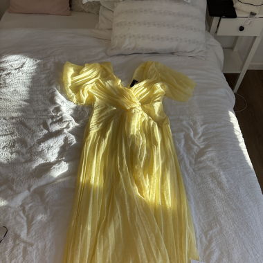 Kleid *neu*