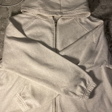 Felpa con zip beige