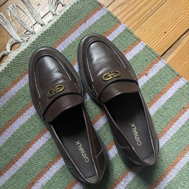 Mocassini CATWALK marroni con dettaglio dorato