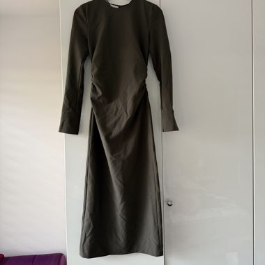 Abito lungo Zara verde oliva taglia XS