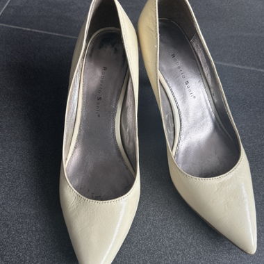 High heals beige Gr. 37