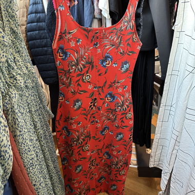 Zara figurbetontes Kleid rot-orange mit Blumenmuster
