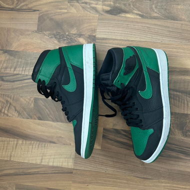 Air Jordan 1 Retro High 