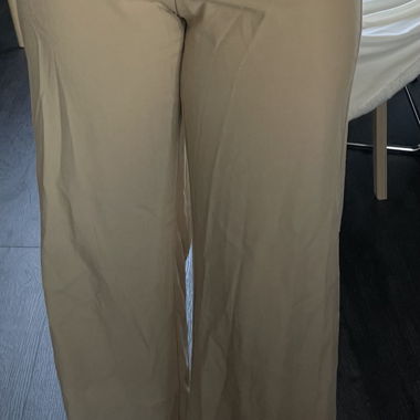 Wide-Legged Bershka Hosen Beige Gr. 36