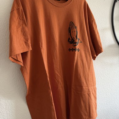 T-shirt HONOUR con stampa sul retro