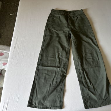 Green jeans 