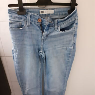 Levis Jeans