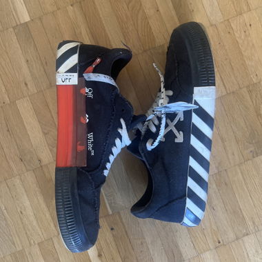 Off white 